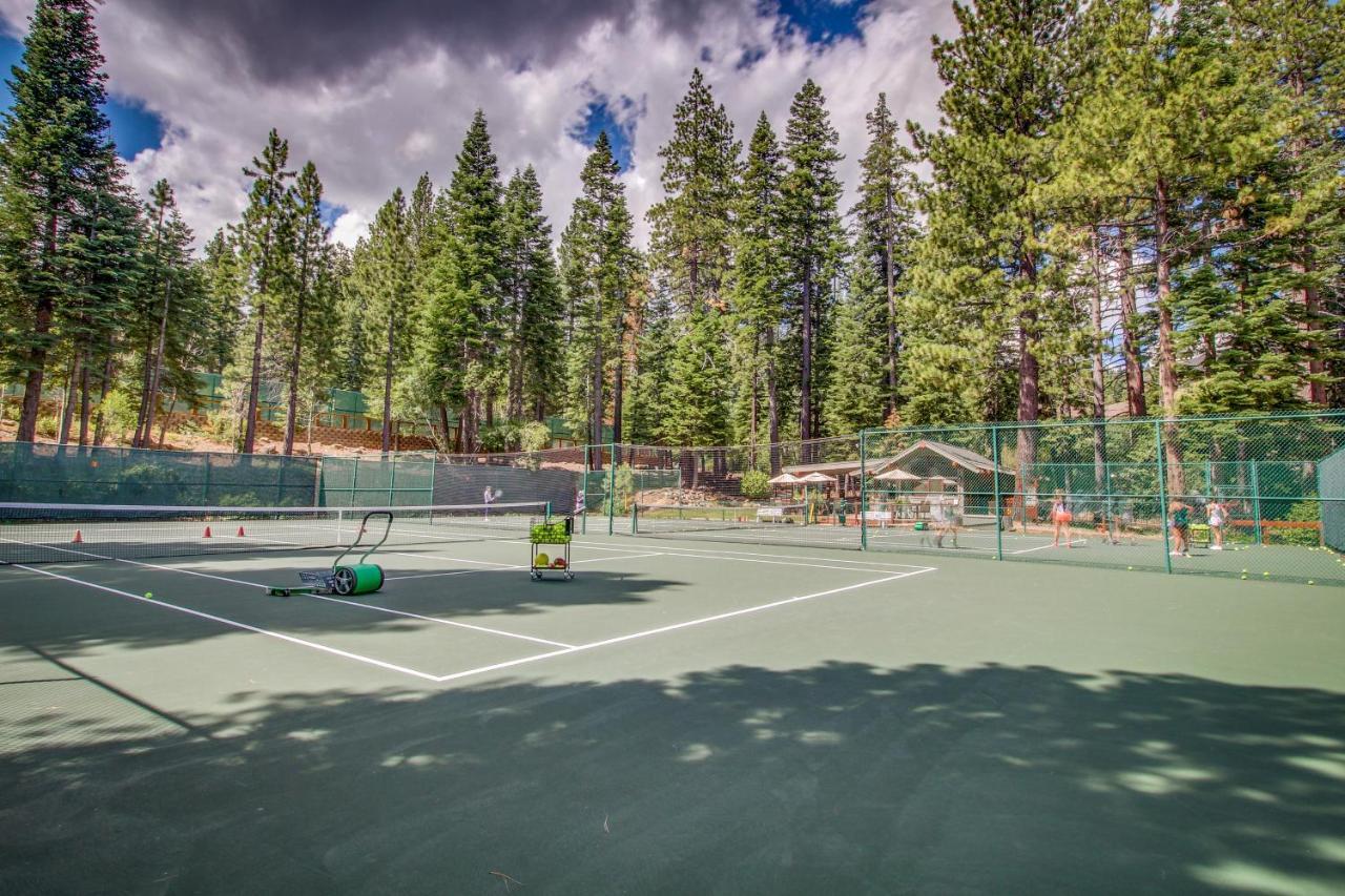 Evergreen Escape Truckee Exterior photo