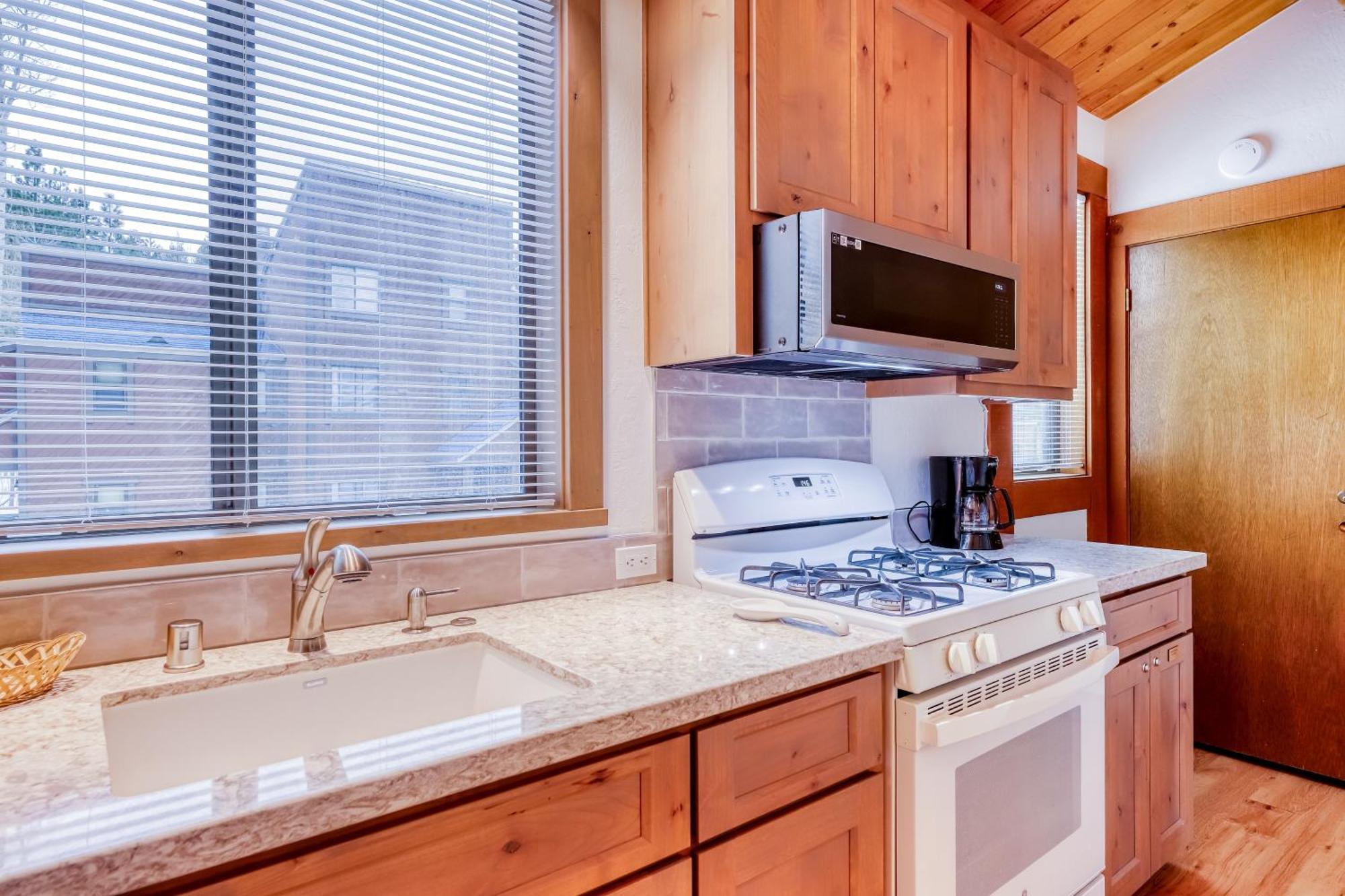 Evergreen Escape Truckee Exterior photo